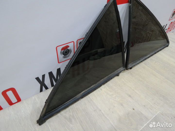 Форточка Toyota Camry 40