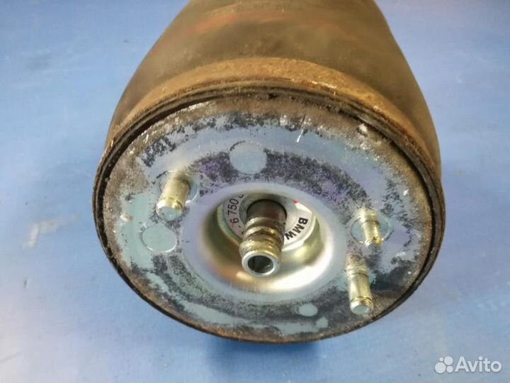 Пневмобаллон задний левый BMW X5 E53