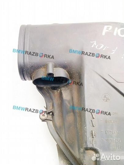 Корпус воздушногo фильтра правый BMW 5 F07/F10/F11