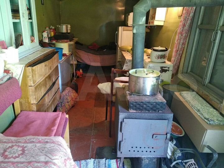 Дача 20 м² на участке 6 сот.