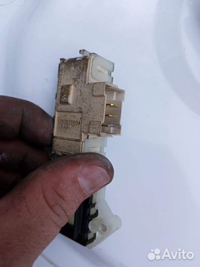 Магнитный замок на дверь стиральной машины