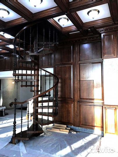 Деревянный потолок из массива дерева