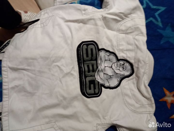 Кимоно для единоборств размер 3 А плотное