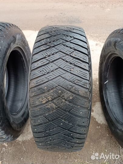 Goodyear UltraGrip Ice Arctic SUV 265/65 R17 112T