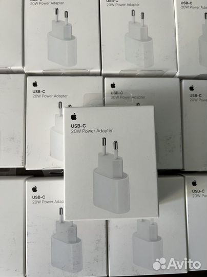 Блок зарядки Apple 20W оригинал