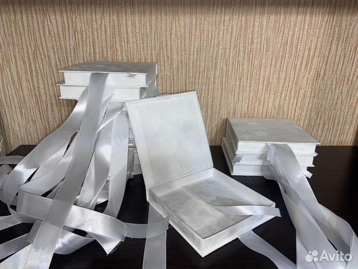 Коробка для пригласительных