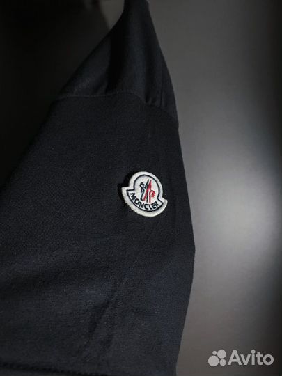 Футболка Moncler