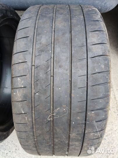 Michelin Pilot Sport 4 S 225/40 R19 и 255/35 R19 95Y