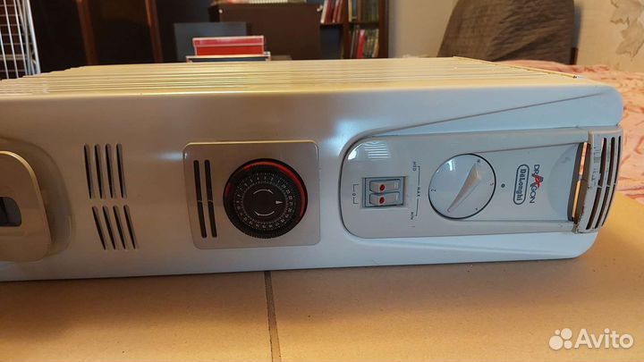 Радиатор масляный 8 секций DeLonghi Dragon