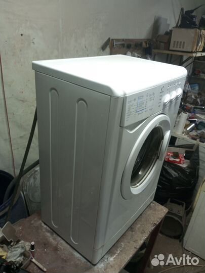 Стиральная машина indesit 5кг