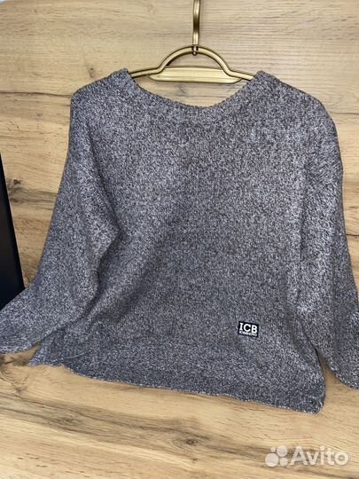 Свитер женский размер M