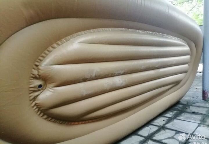 Лодка надувная Voyager 500