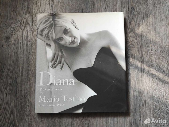 Книга Diana Princess of Wales by Mario Testino