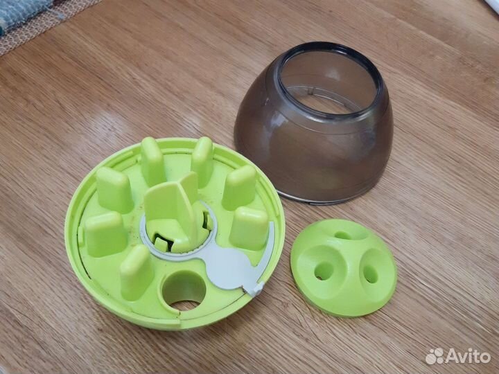 Игрушка кормушка для собак/кошек +коврик