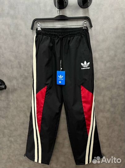 Стильные широкие штаны Adidas x Balenciaga(2024)