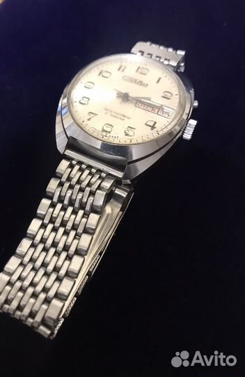 Часы механические с автоподзаводом СССР