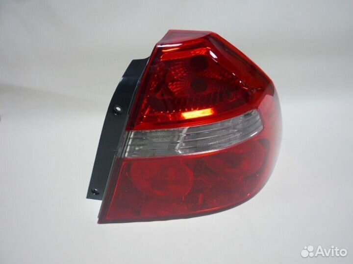 Фонарь задний правый Шевроле Авео т250 т 250 t250