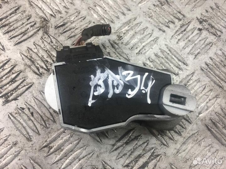 Замок рулевой колонки Мерседес Sprinter (906)