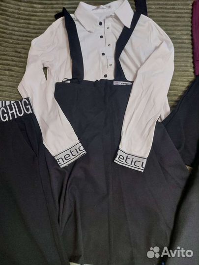 Школьная форма для девочки пакетом 146-152р