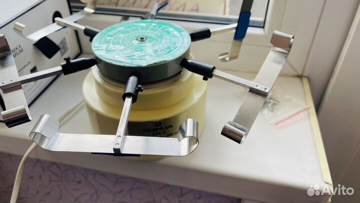 Немецкий Циклотест для наручных часов фирмы Ruhla