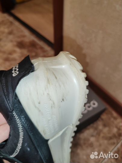 Кроссовки ecco