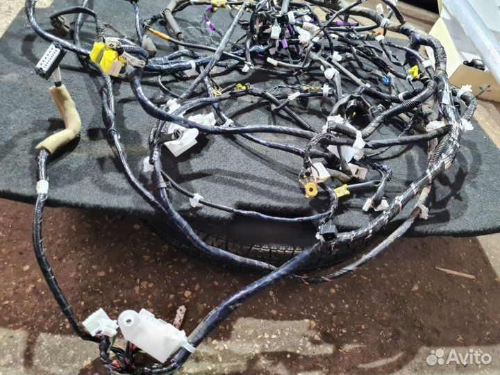 Проводка салона Nissan Juke F15 1.6 DDT 2011