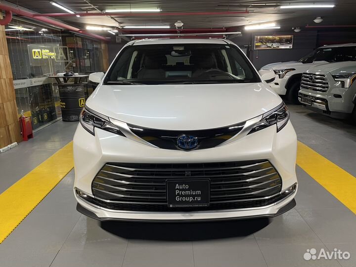 Toyota Sienna 2.5 AT, 2023, 50 км