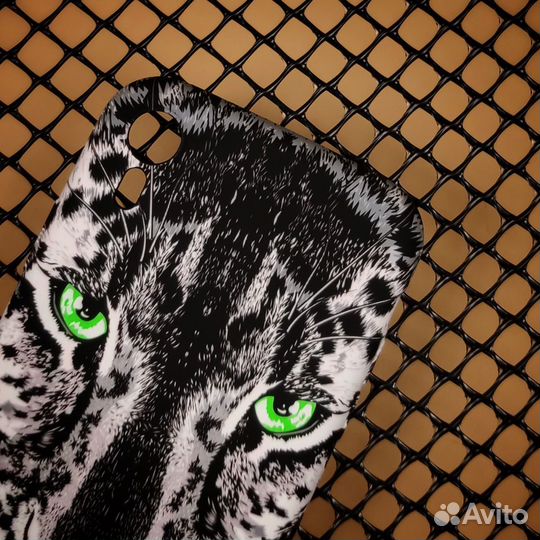 Чехлы на iPhone XR (Магазин)