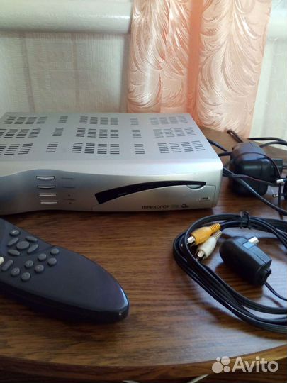 Антенна спутниковая