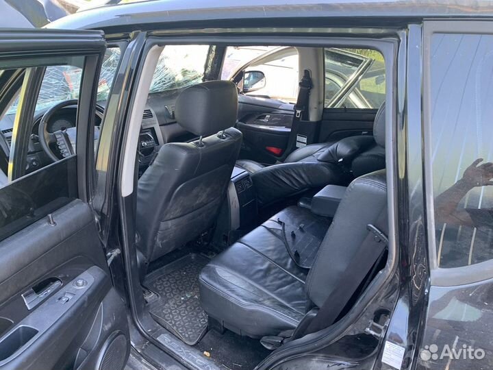 Детали салона Ssangyong Reston ll 2012г 2,7 XDI