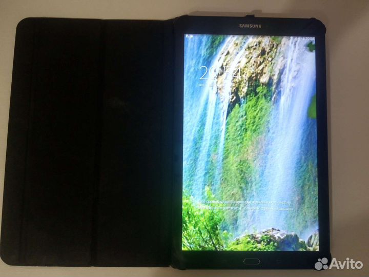 Планшет Samsung tab E