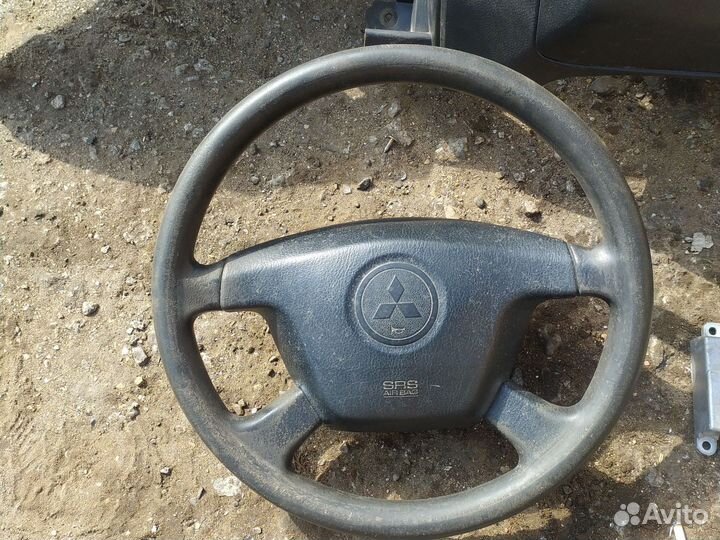 Безопасность Митсубиси ланцер 9