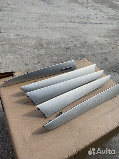 Накладка на торпедо Audi Q5 8R1853190 8R0867410