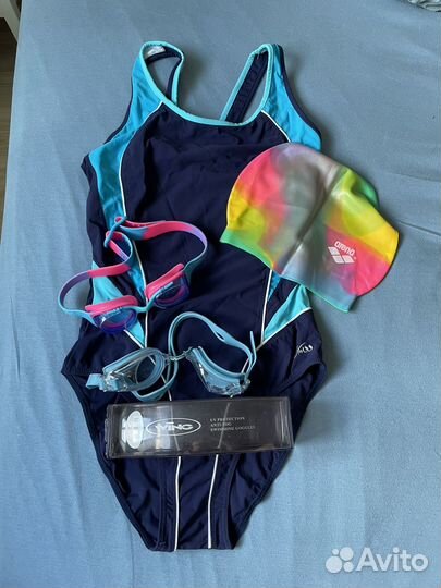 Купальник для бассейна, шапочка и очки
