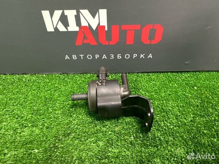 Клапан адсорбера Hyundai Solaris Hb 1.6 G4FC 2011