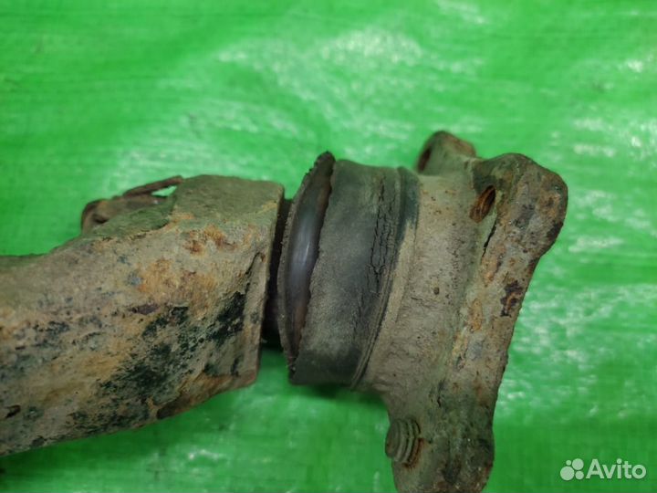 Поворотный кулак п/л Nissan Vanette 1999-2017