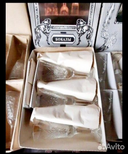 Хрустальные рюмки и бокалы