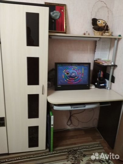 Компьютерный стол с шкафом