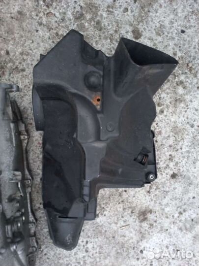 Корпус воздушного фильтра бмв м3 2011г