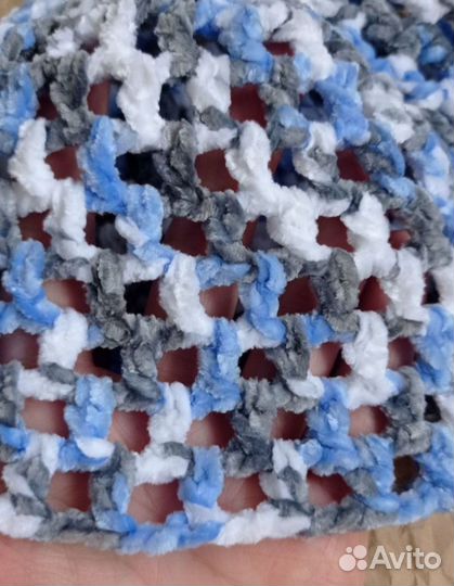 Вязаная шапочка сетка