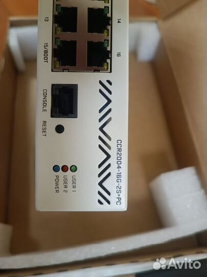 Маршрутизатор mikrotik CCR2004-16G-2S+PC