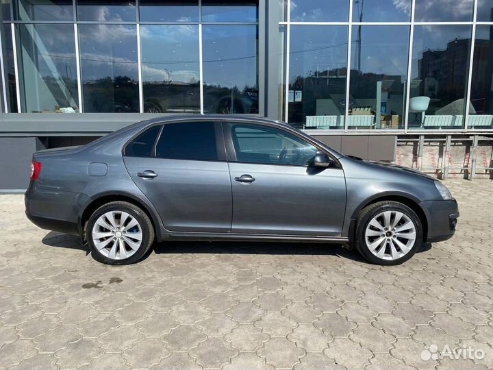 Volkswagen Jetta 1.6 МТ, 2010, 283 000 км