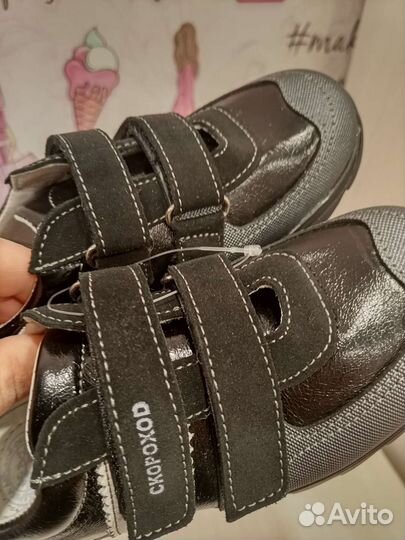 Новые кроссовки натуральная кожа