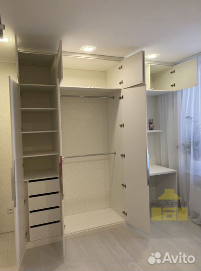 Шкаф купе угловой