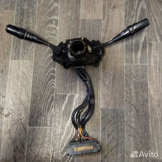 Блок подрулевых переключателей Toyota Carina AT190