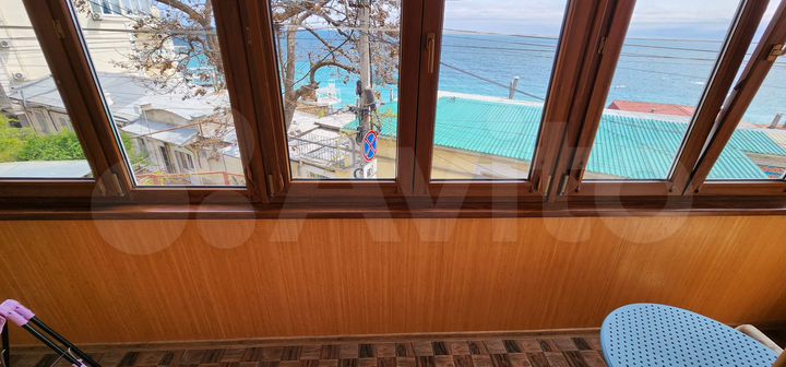 2-к. квартира, 82 м², 2/2 эт.