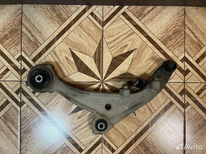 Рычаг передний левый Nissan Teana J32