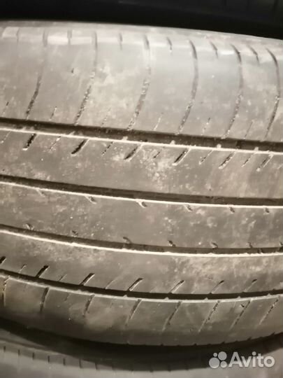 Yokohama E70B 215/55 R17 93V