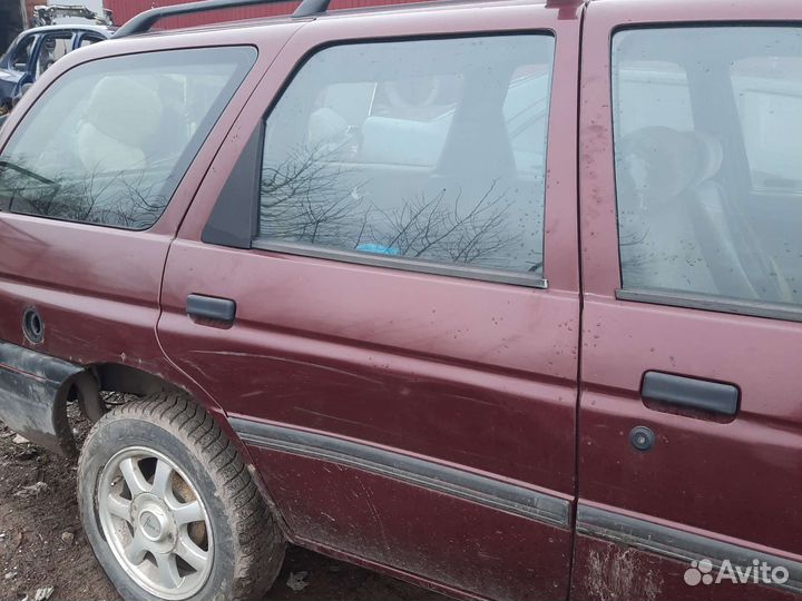 Задняя правая дверь ford escort clx