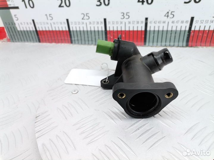 Фланец (другие) Volkswagen Passat B5 2000